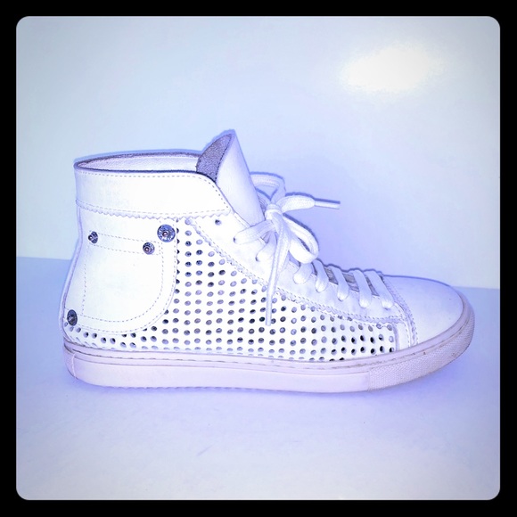 Diesel leather high top sneakers. - Picture 1 of 8